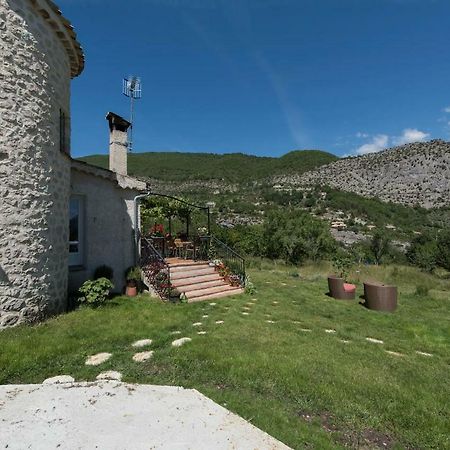 Appartement Clot De Felines Entrevaux Buitenkant foto