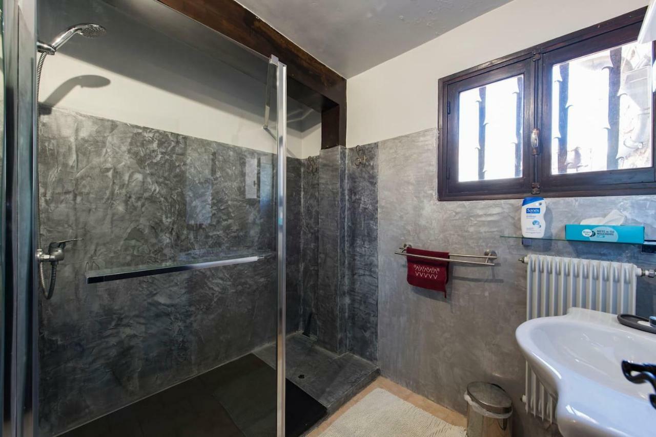 Appartement Clot De Felines Entrevaux Buitenkant foto
