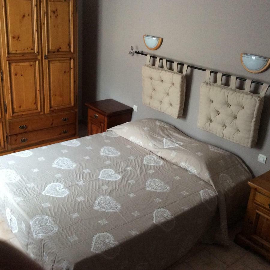 Appartement Clot De Felines Entrevaux Buitenkant foto